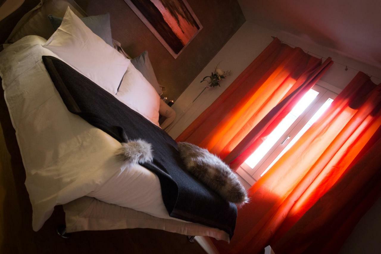 Kia Ora Suite Apartment San Zenone Extérieur photo